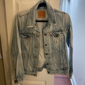 Aritzia Levi Denim Jacket
